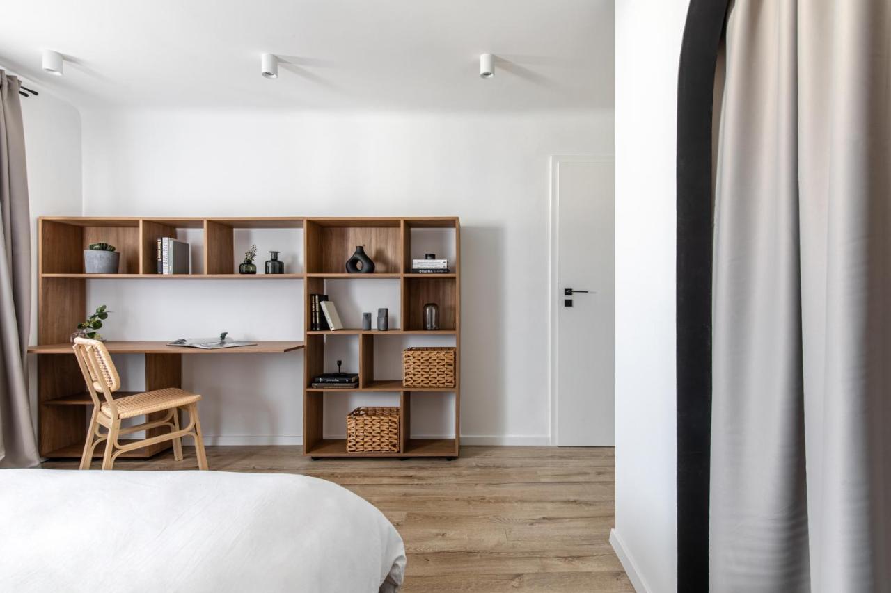 Downtown Story By Urbanesq Apartment Bucureşti Ngoại thất bức ảnh
